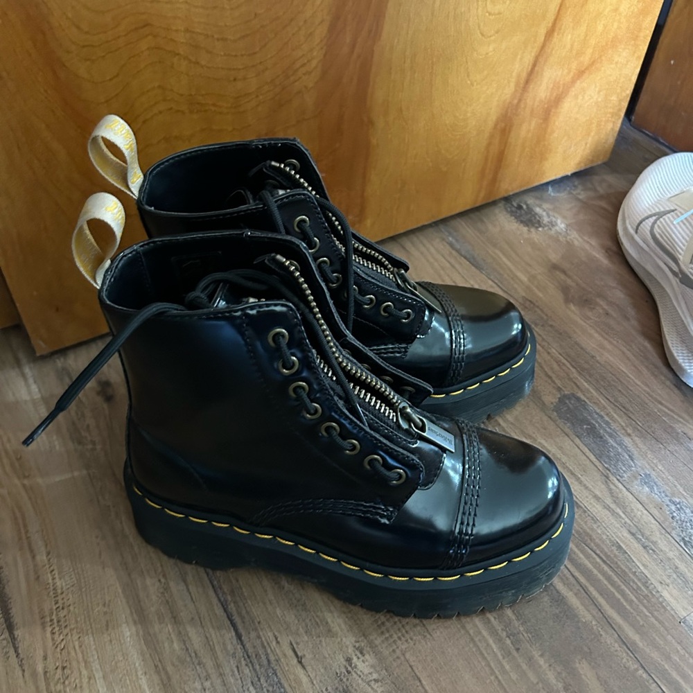 Sinclair Platform Doc Martens